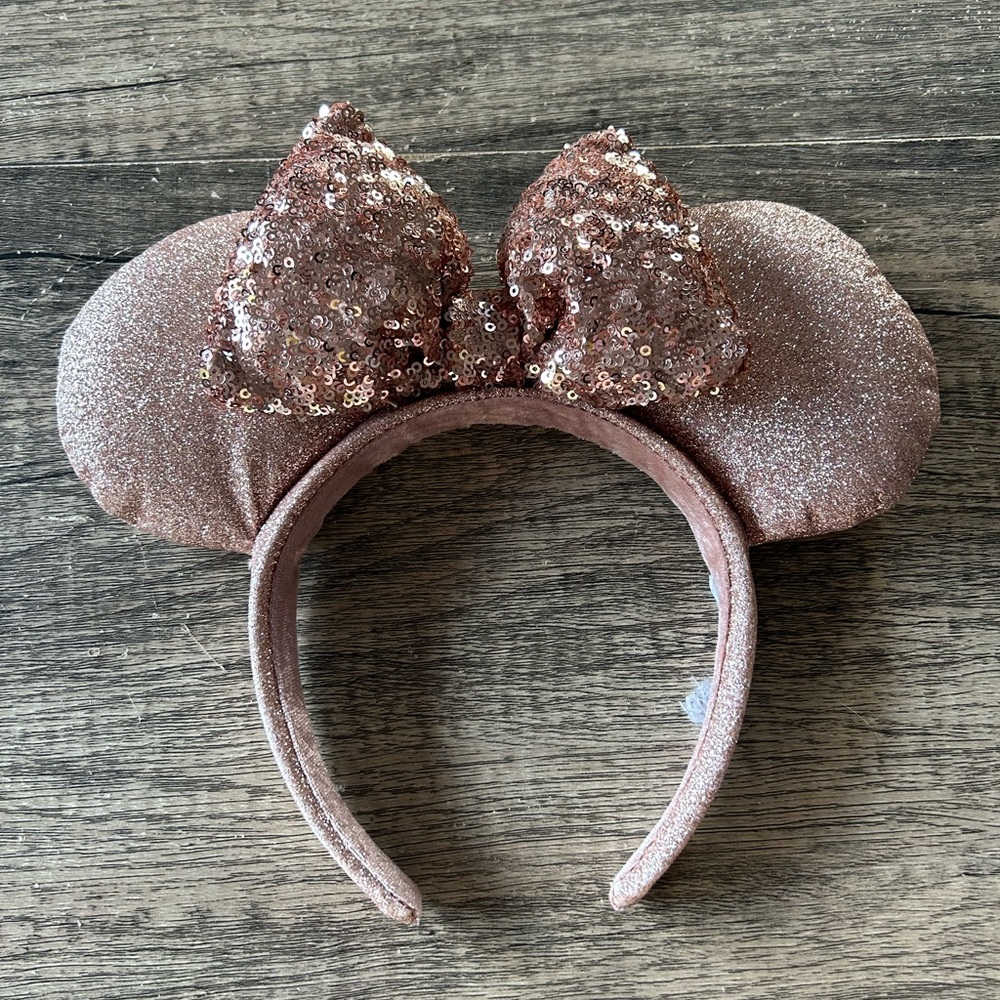 Disney Parks Rose Gold Minnie Ears